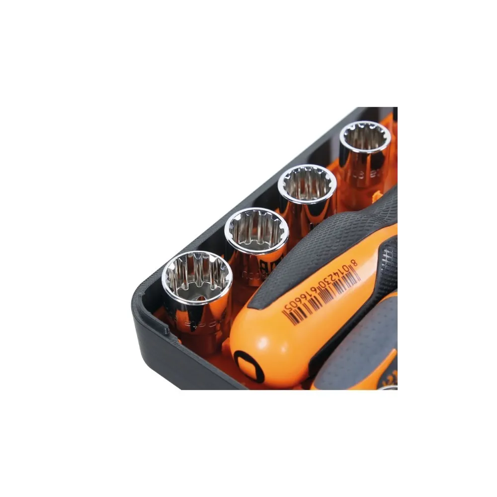 Assortment of 11 hexagon sockets, 21 bits and 7 accessories